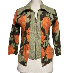 FREE PEOPLE LIGHTWEIGHT SOFT FLORAL ZIPPERED SWEATER SIZE MEDIUM